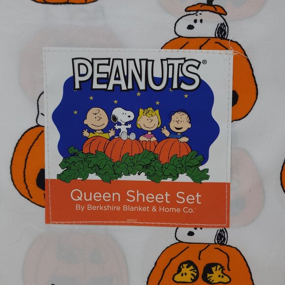 Peanuts Snoopy Queen Sheet Set By Berkshire Pumpkin Halloween Fall - Picture 4 of 6